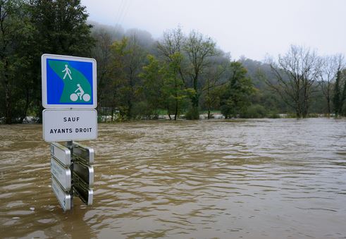 Inondations  dans  l'Aude