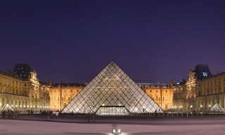 Un vol au Musée du Louvre